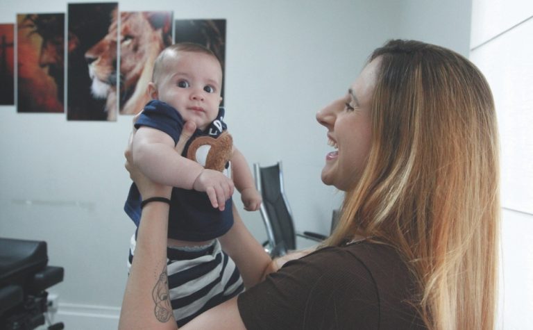 Quando se preocupar com o formato da cabeça do bebê?