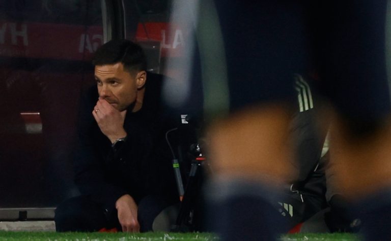 Real Madrid demite Xabi Alonso e anuncia técnico do time B