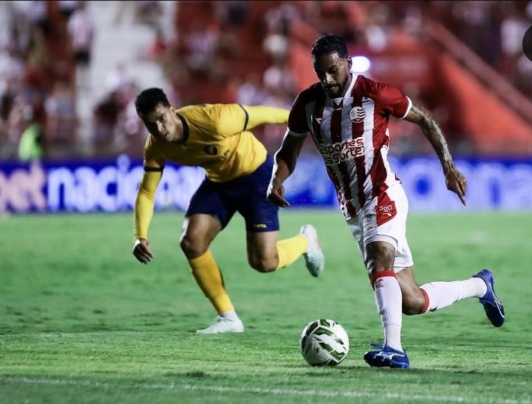 Retrô desbanca invencibilidade do Náutico nos Aflitos e vence por 1 a 0