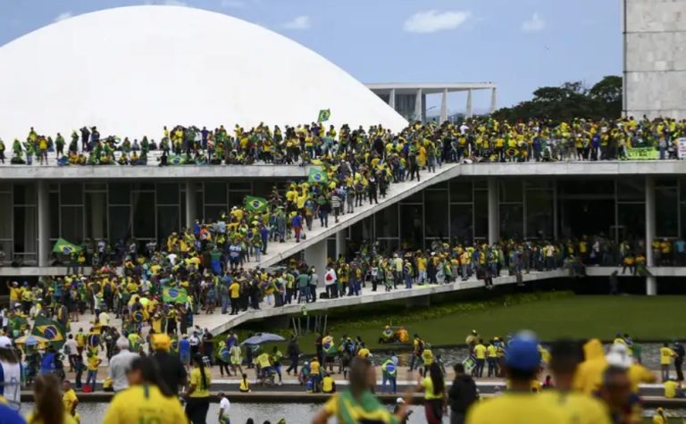 STF já condenou mais de 800 réus pela trama golpista