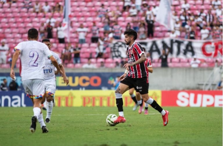 Santa Cruz vence o Vitória-PE e assume a liderança provisória do Pernambucano