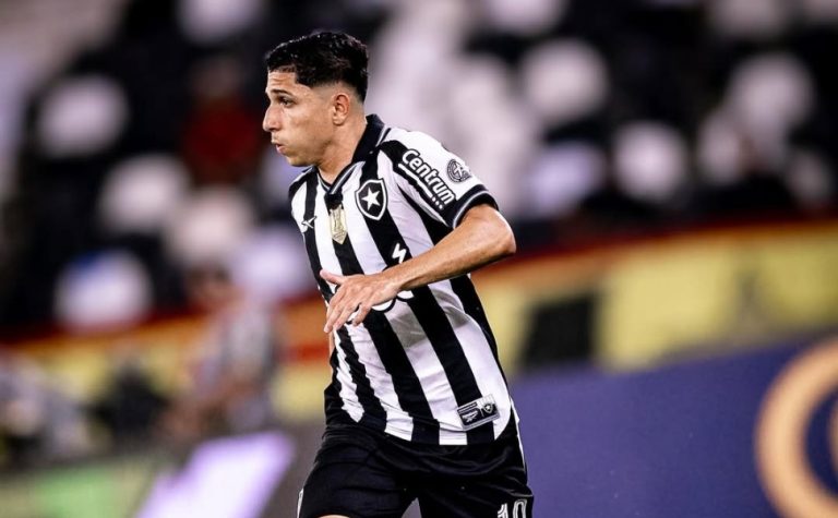 Savarino não consegue deixar Venezuela após ataque e adia volta ao Botafogo