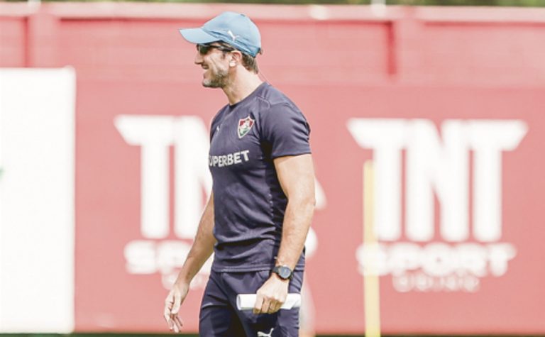 “Sem ansiedade”, Fluminense segue em busca de reforços para a temporada