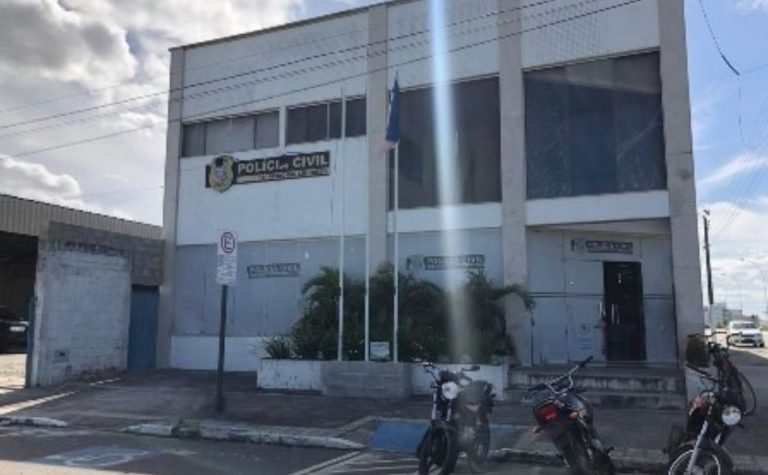 Uma pessoa fica ferida e outra é morta a tiros em bar no Norte do ES
