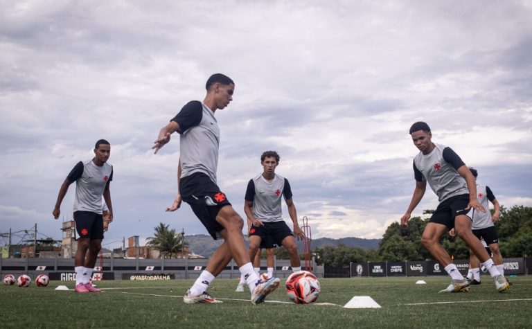 Vasco encara Nova Iguaçu com possíveis despedidas