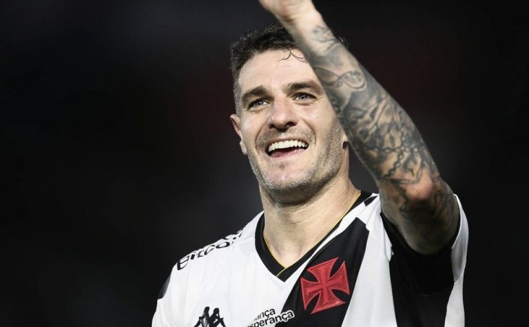 Vegetti pode deixar o Vasco