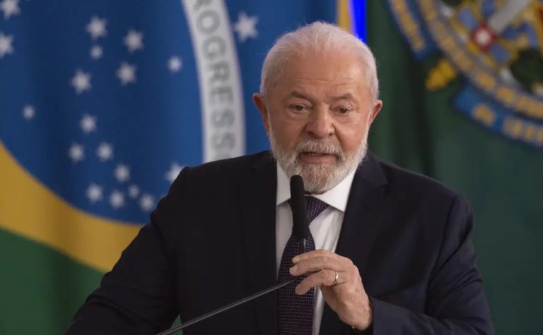 Lula sanciona Lei do Devedor Contumaz, com cinco vetos