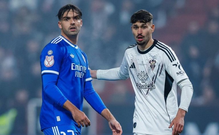 Vini ‘se esconde’ e Arbeloa estreia no Real com queda na Copa do Rei