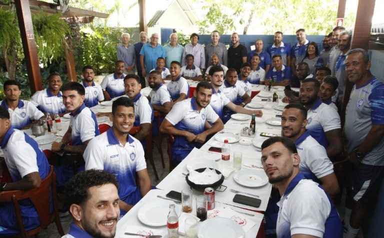 Vitória defende série do Capixabão em casa