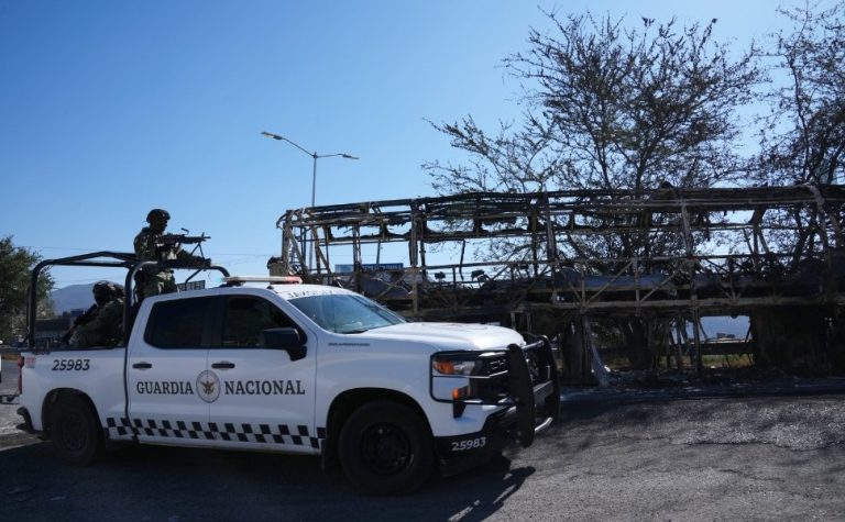 25 soldados da Guarda Nacional Mexicana morrem em ataques após morte de El Mencho