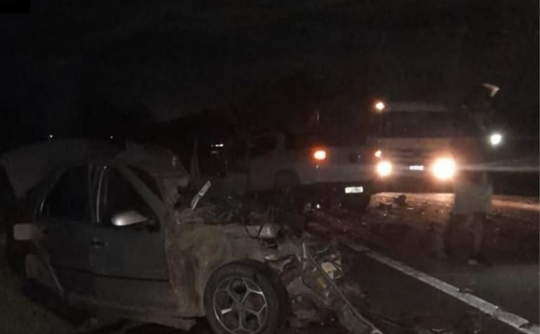 Acidente entre caminhão e carro deixa uma pessoa morta na BR 101 no Norte do ES