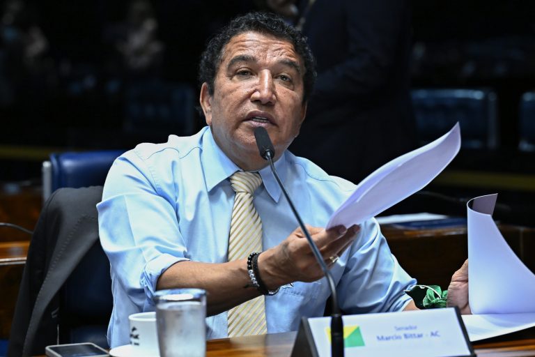 PL capixaba nega veracidade de lista que cita Pazolini e Evair de Melo