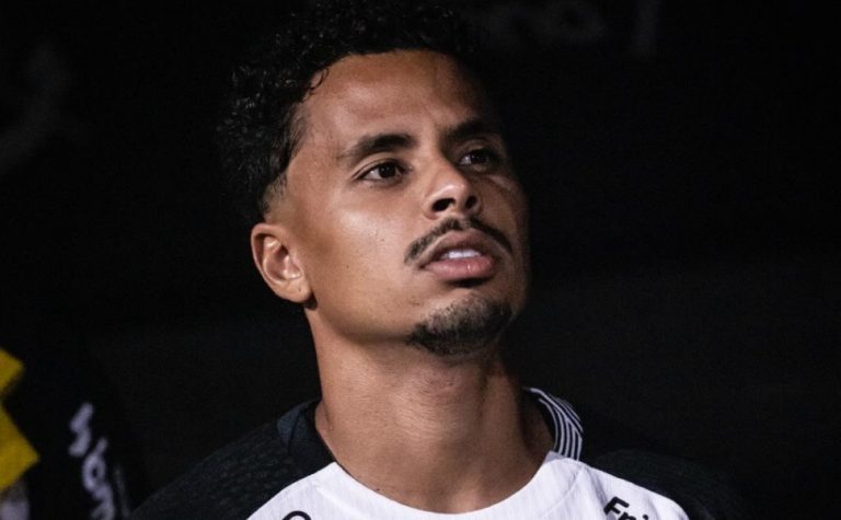Allan critica formação no futebol brasileiro