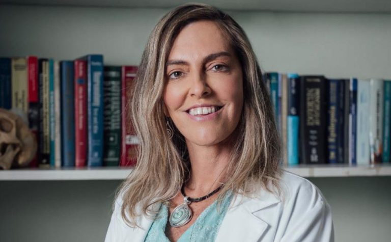 “Amo samba”, diz cientista que pesquisa polilaminina