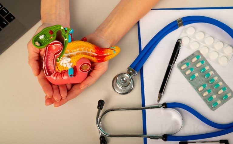 Anvisa emite alerta para risco de pancreatite associada a canetas emagrecedoras