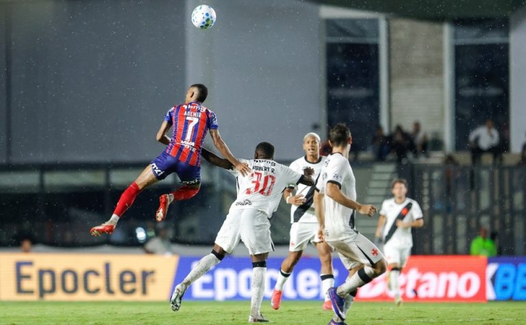 Bahia vence, chega a dez partidas invicto e empurra o Vasco para o Z4