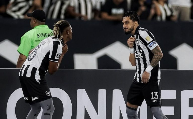 Botafogo dá o troco no Nacional Potosí e avança na pré-Libertadores