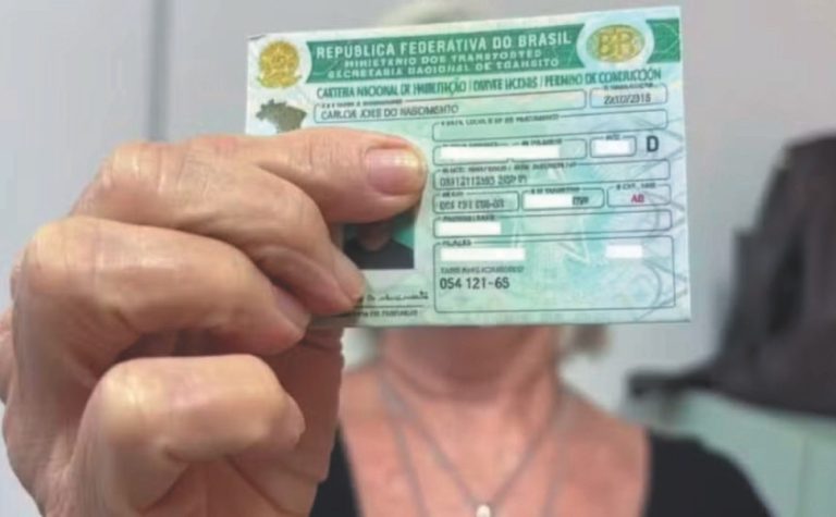 Brasileiros deixaram de gastar R$ 499 milhões com nova carteira de motorista