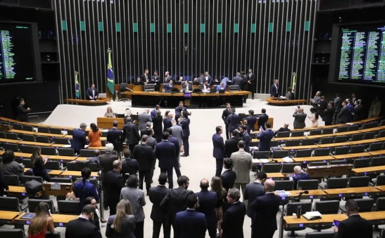 Câmara aprova PL antifacção e endurece penas para crime organizado