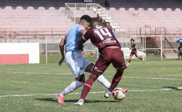 Com portões fechados e estreando treinador, Desportiva perde para o Capixaba