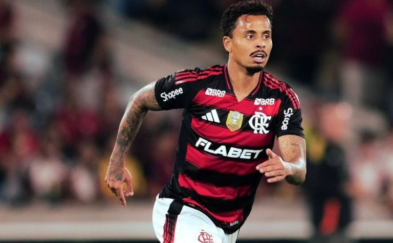 Corinthians vence Santos e encaminha contratação de Allan, do Flamengo