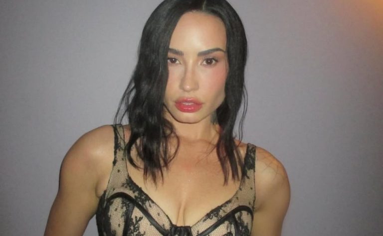 Demi Lovato cancela cinco shows de turnê para preservar a saúde