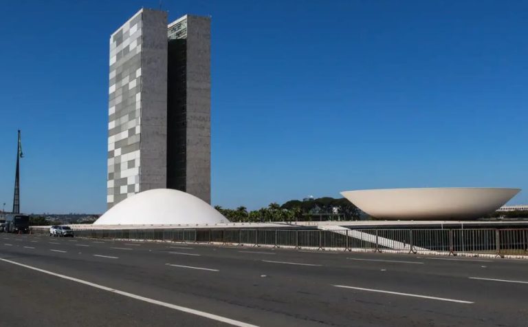 Entenda o que muda com o PL Antifacção aprovado no Congresso