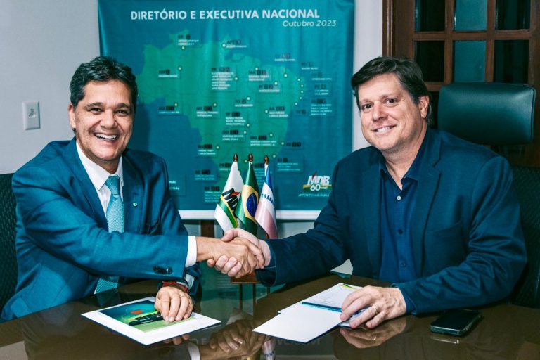 Euclério segue no MDB e partido fará convenção
