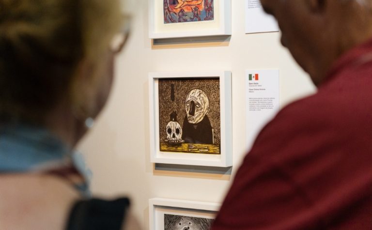 Exposição internacional de gravuras no Sesc Glória é prorrogada até o fim deste mês