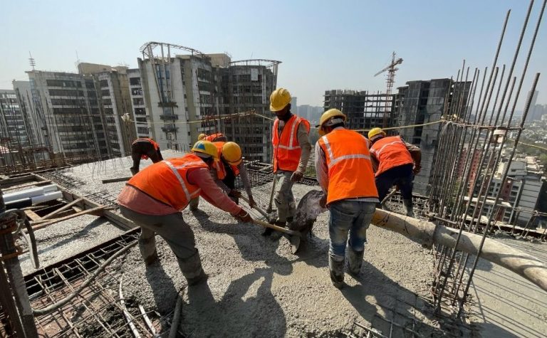 Fim da escala 6×1: risco de demissão de 12 mil trabalhadores no ES, diz estudo
