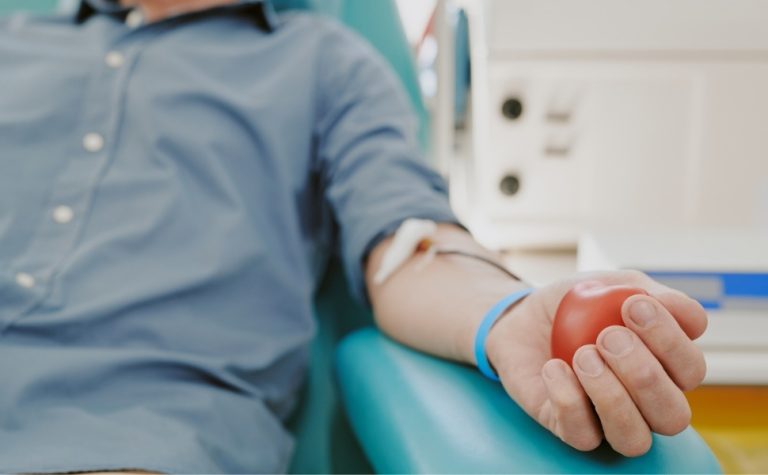 Hemoes alerta para estoques baixos e pede doações de sangue antes do Carnaval