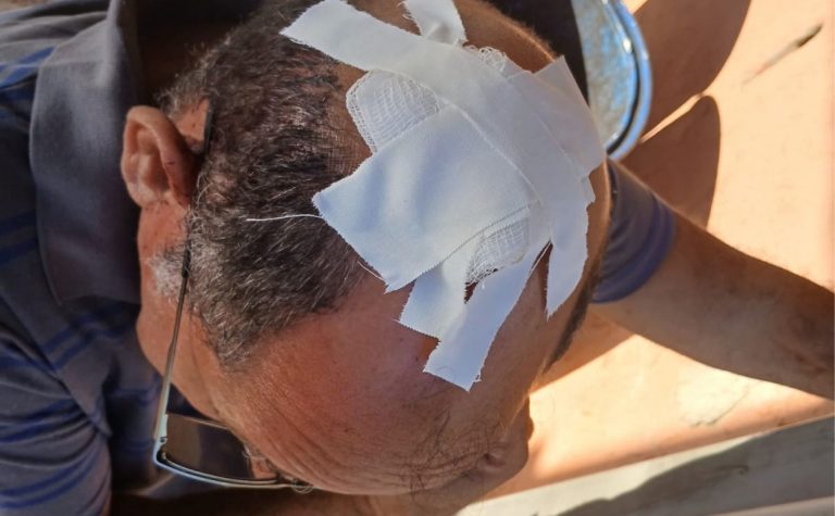 Homem armado invade ônibus, assalta e agride motorista do Transcol em Cariacica