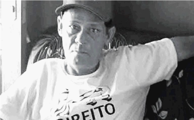 Idoso morre em acidente envolvendo bike elétrica e caminhonete na Serra