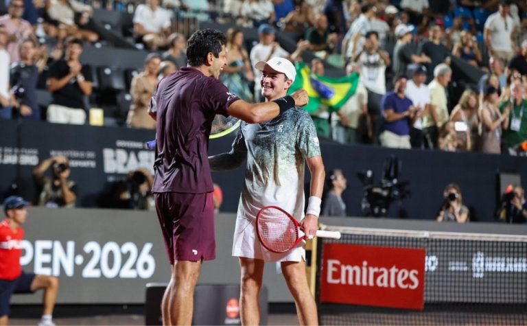 João Fonseca e Marcelo Melo batem dupla alemã e vão à final do Rio Open