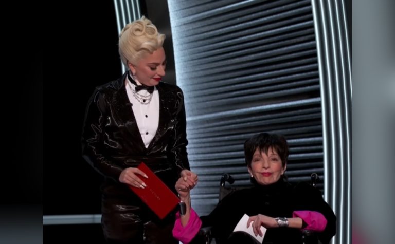 Liza Minnelli diz que foi forçada a usar cadeira de rodas no Oscar 2022