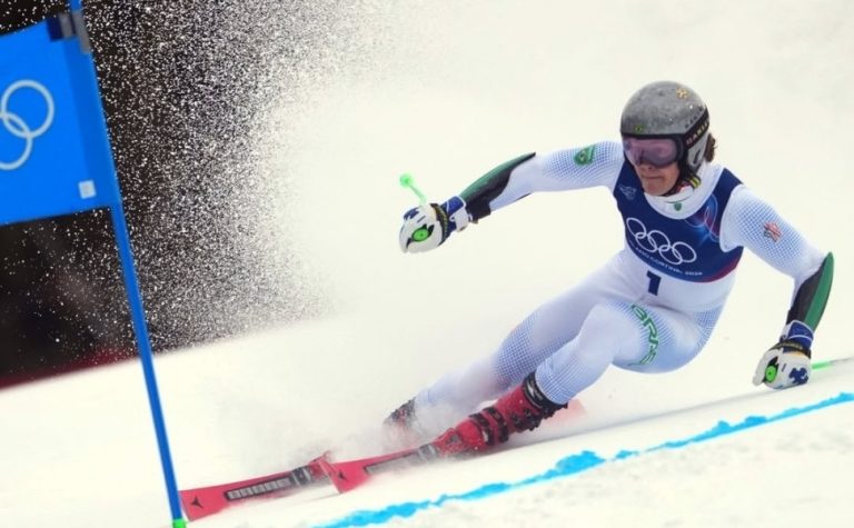 Lucas Braathen lidera 1ª descida no slalom gigante dos Jogos de Inverno