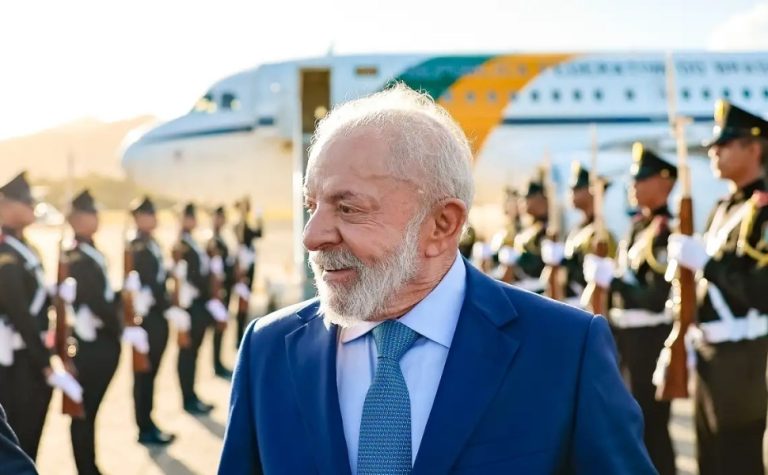 Disputa de palanques e segurança fazem Lula reavaliar vinda ao Galo da Madrugada