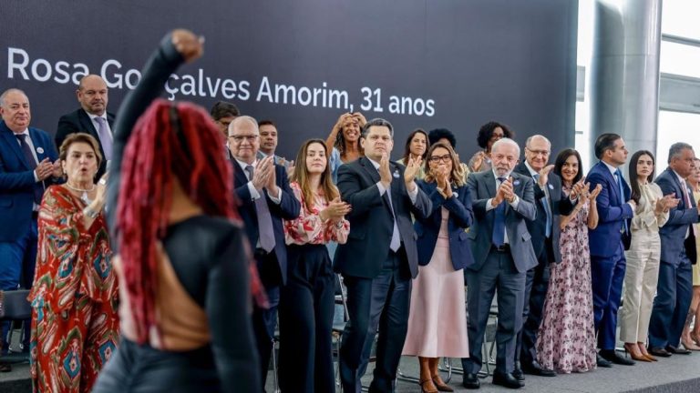 Lula lança Pacto Nacional e cobra homens na luta contra o feminicídio