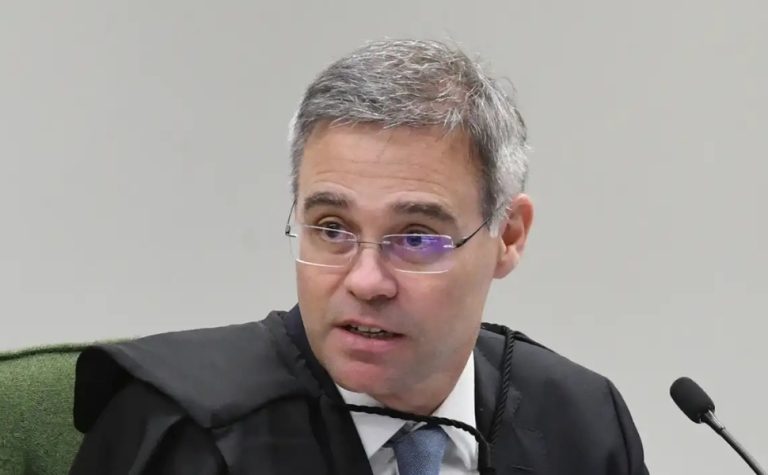Nomeado relator do caso Master, Mendonça se reúne com delegados da PF