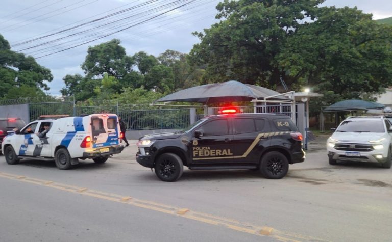 Operação contra quadrilha que recebia drogas por encomenda prende 18 no ES