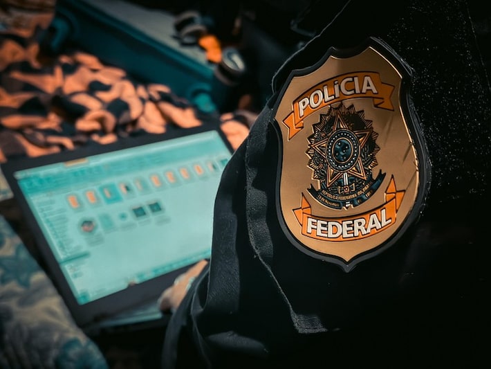 PF mira suspeitos de integrar rede internacional de troca de vídeos de estupros de mulheres sedadas