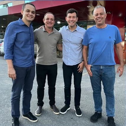 Pazolini e Arnaldinho já estão na estrada