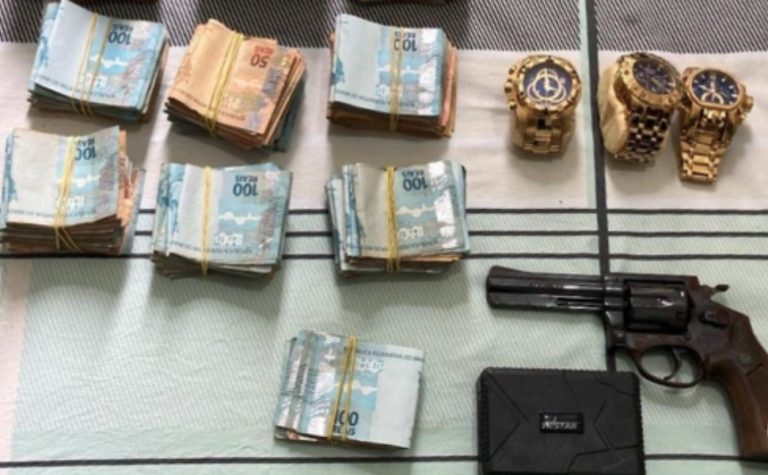 Policiais civis e empresário são denunciados em esquema de veículos adulterados