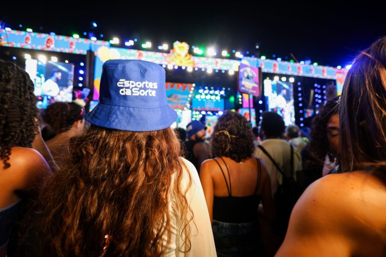 Roda-gigante, tirolesa e artista surpresa. Ações Esportes da Sorte no Carnaval 2026