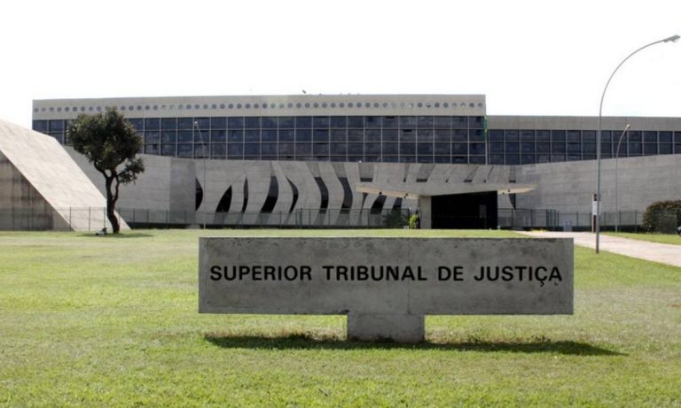STJ condena escola a pagar R$ 1 milhão a pai de aluna morta em excursão