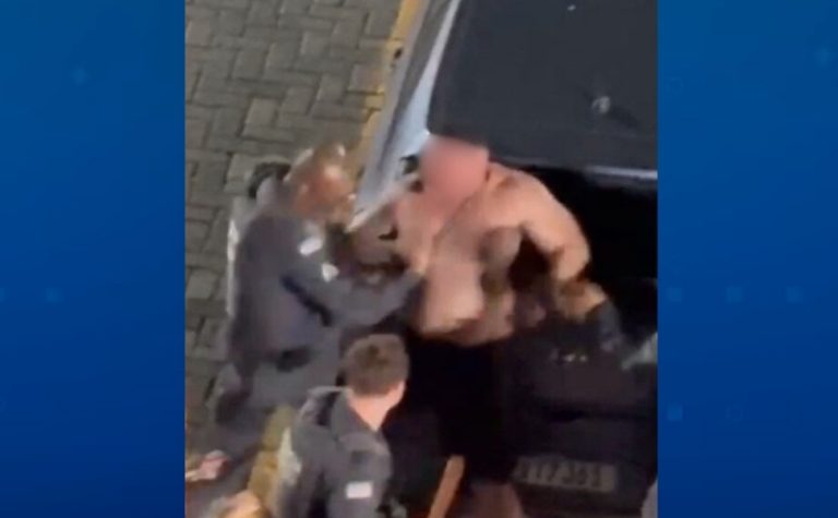 Soldado da PM é preso após agredir a namorada em Vitória