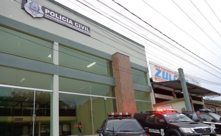 Suspeito é indiciado por tentativa de estelionato após tentar enganar comerciantes