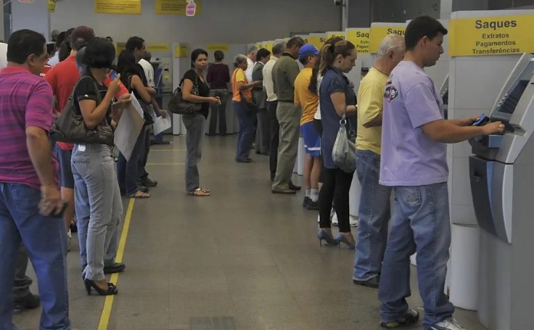 Veja como checar dados oficiais sobre a saúde financeira do seu banco