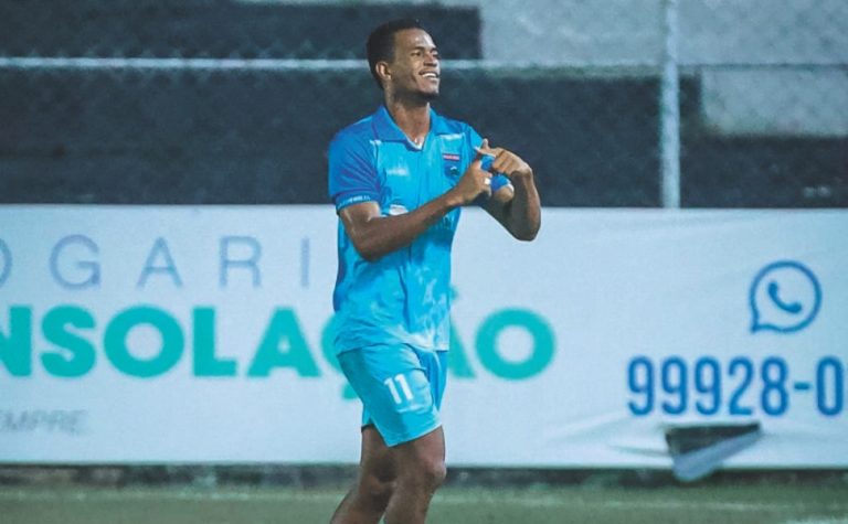 Vilavelhense bate o Serra e ajuda o Vitória