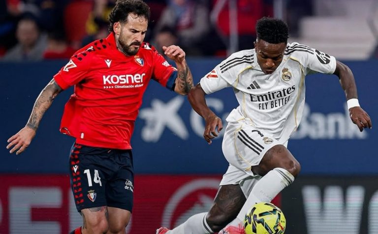 Vini Jr marca após vaias, mas Real Madrid perde para Osasuna com gol no fim